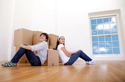 Local moving truck for residential relocation in Uxbridge